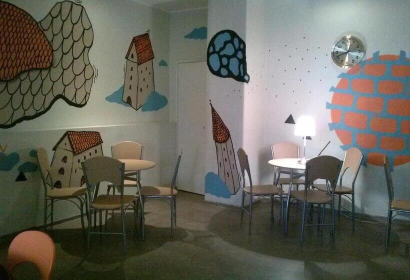 اتاق استاندارد چهار تخته, Zinc Old Town  Hostel