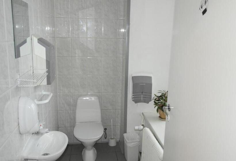 اتاق استاندارد یک نفره, Zinc Old Town  Hostel
