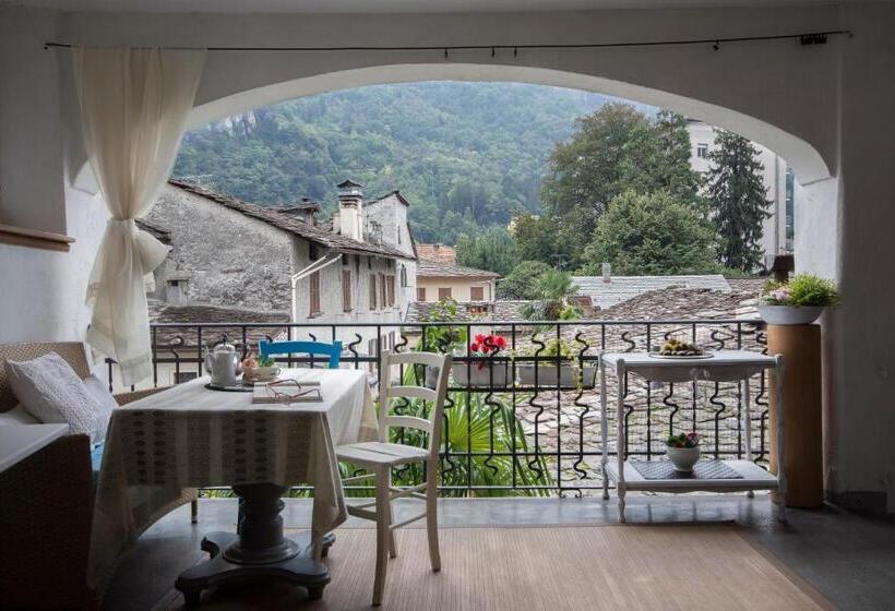 Quarto Familiar, Bb Chiavenna Centro Storico