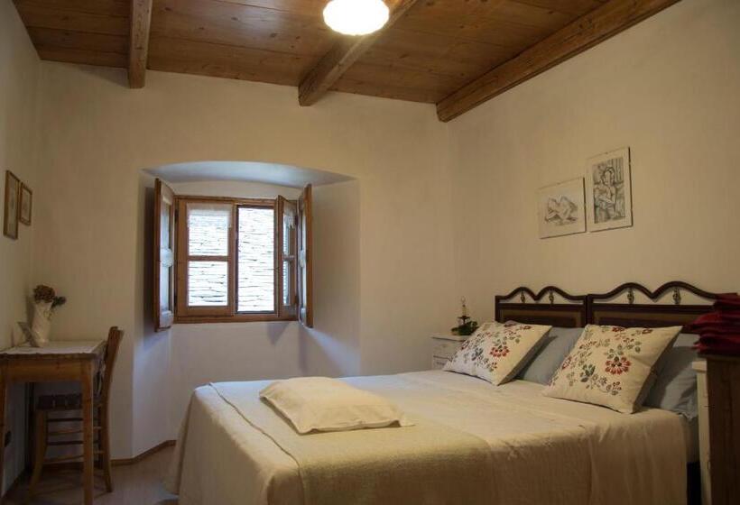 Quarto Familiar, Bb Chiavenna Centro Storico