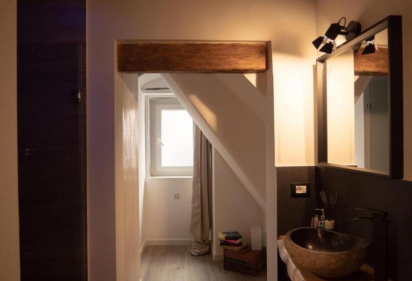 Quarto Estandar, Start Guesthouse