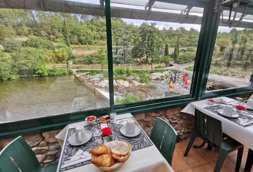Номер Economy, Le Moulin Du Temps  Chambres Et Lounge Bar Au Bord De La Rivière