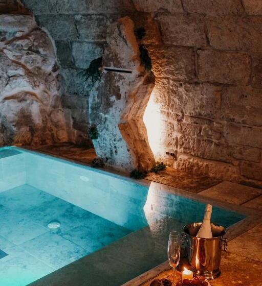 전용 풀장 스위트, Pietraluna Luxury B&b