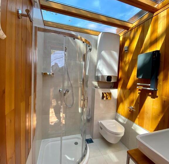 Номер Стандарт с Террасой, La Réserve De L Aube   Hébergements Insolites Luxe Et Design