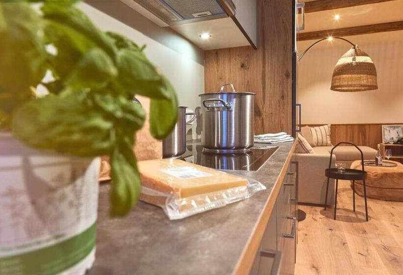 Апартаменты Deluxe 1 Спальня, Berghaus Schröcken   Hotel Apartments Spa