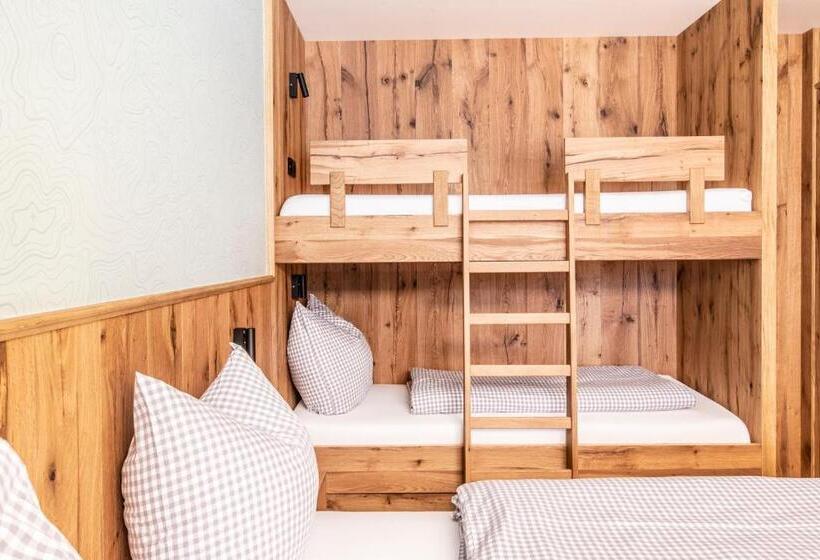 Апартаменты 2 Спальни, Berghaus Schröcken   Hotel Apartments Spa