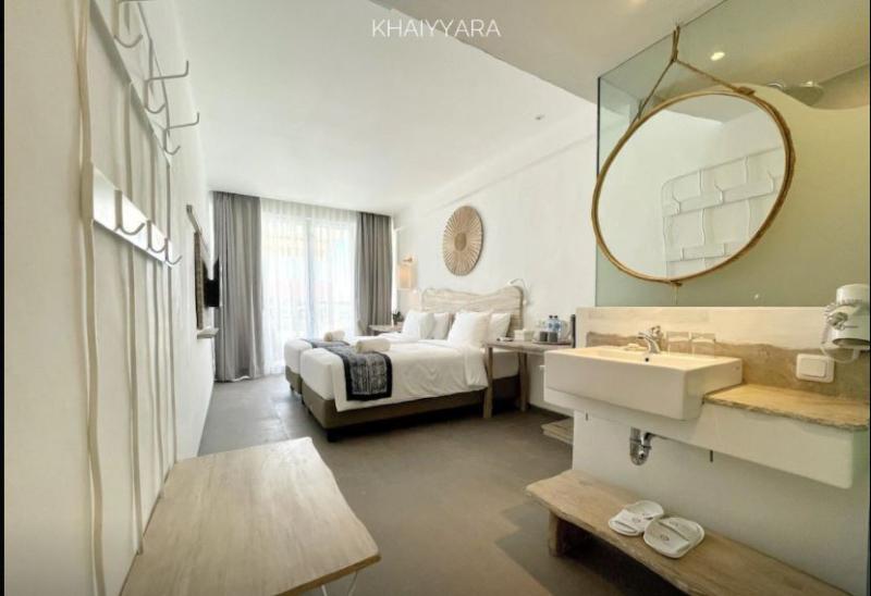 Quarto Deluxe Vista Piscina, Khaiyyara Jimbaran Bali