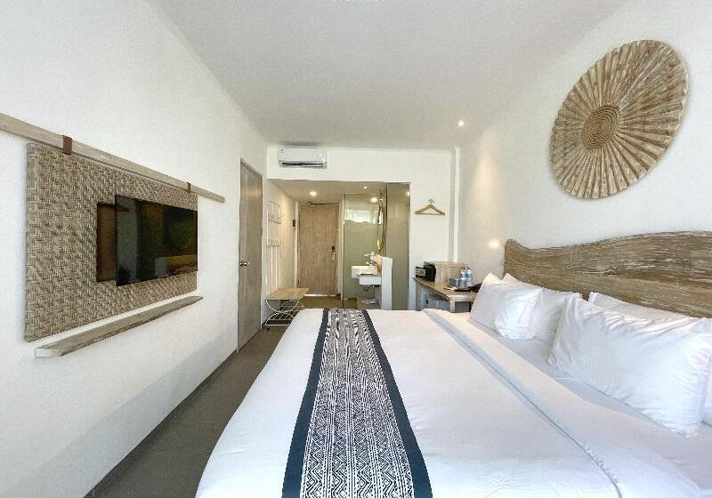 Quarto Deluxe Vista Piscina, Khaiyyara Jimbaran Bali