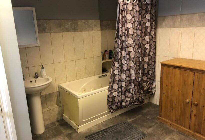 Апартаменты 1 Спальня, Bright Apartments
