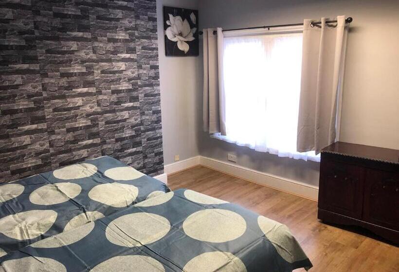 Номер Economy, Bright Apartments