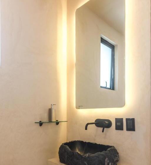 Apartamento 1 Dormitório com Terraço, Ujo Condo Boutique