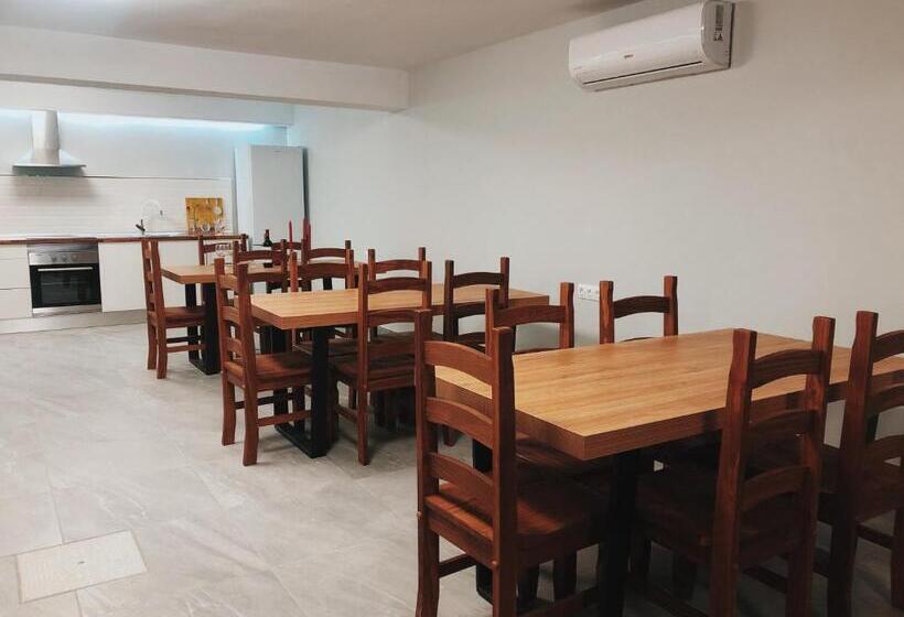غرفة عائلية, Villa 8 Islas