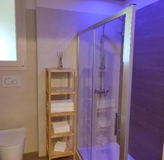 豪华套房, Lux Suite