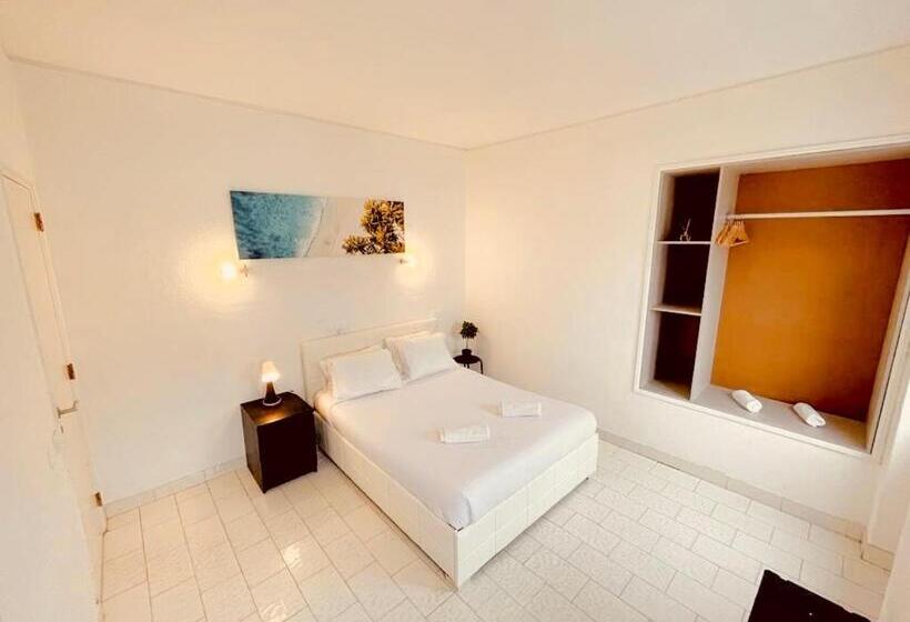 Номер Deluxe, Central Atlantic Beach Guesthouse