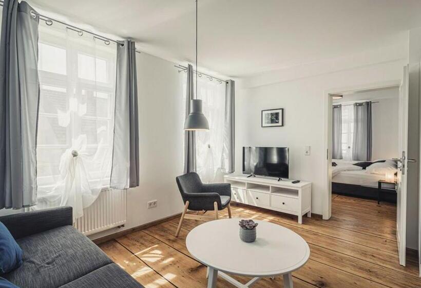 스탠다드 스튜디오, Ferienwohnungen Und Boardinghouse Heimbach In Lahr