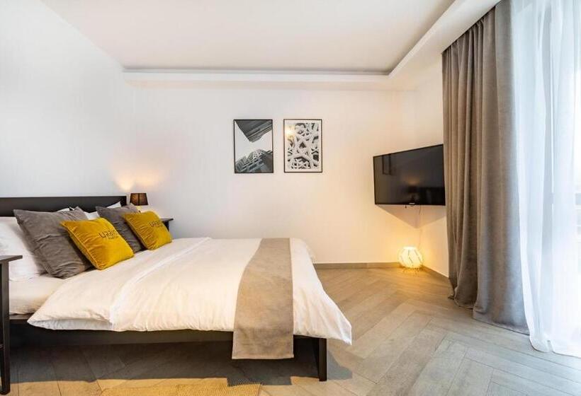 Estúdio Estandar com Sacada, Urbio Private Suites