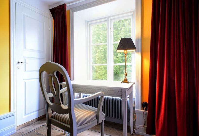 غرفة سوبيريور, Hellstens Malmgård