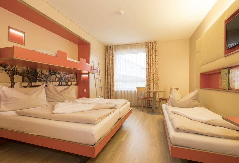 4인용 스탠다드 룸, Jufa Hotel Wien City