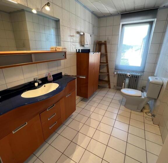 Апартаменты Пентхаус 1 Спальня, The Little Britain Inn Themed Hotel One Of A Kind In Europe