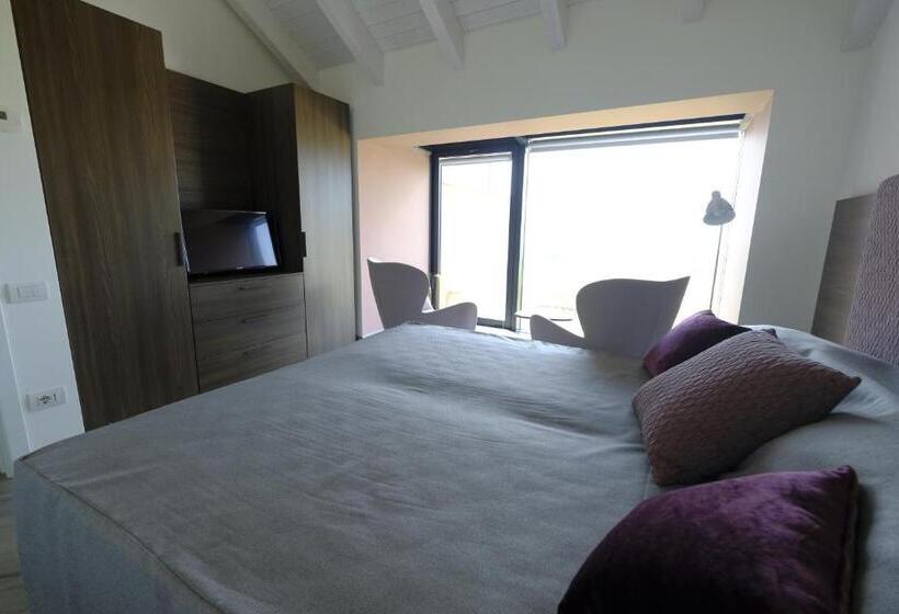 اتاق سوپریور, Cirasa Luxury Country House