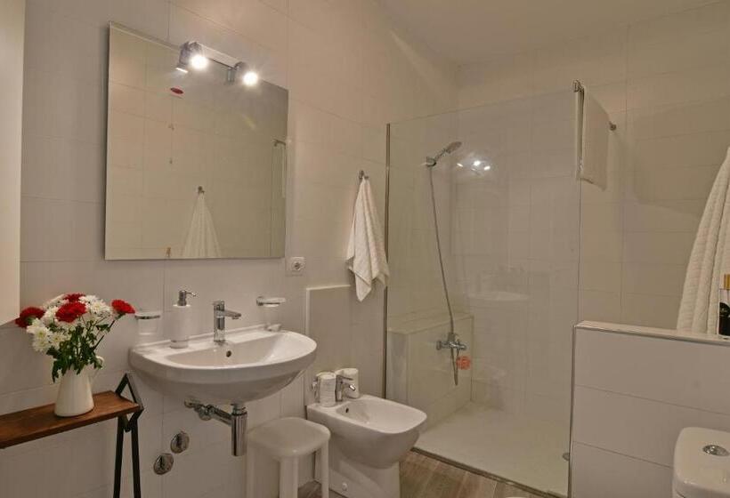 اتاق سوپریور, Cirasa Luxury Country House