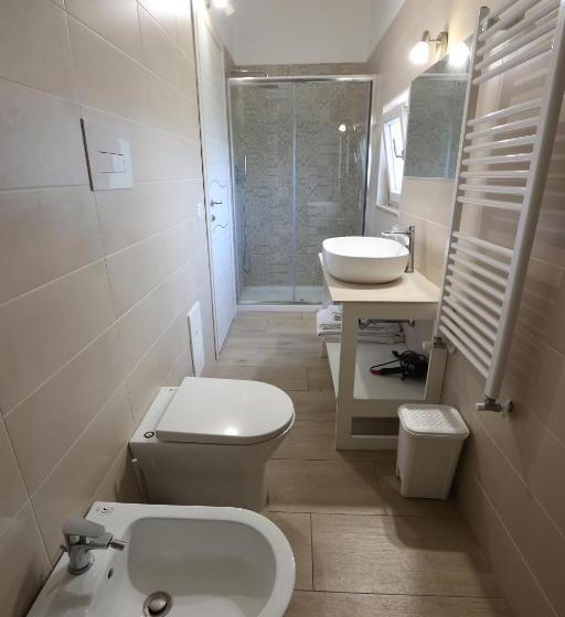 اتاق استاندارد سه نفره, B&b Oliveto