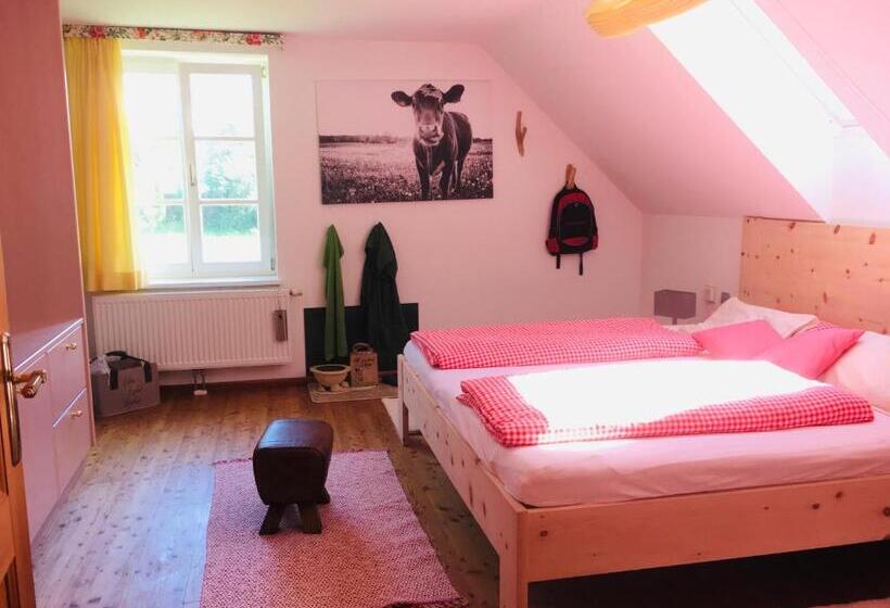 Standard room with outdoor bath, Naturforsthaus Gartenblick Für Hunde   Und Naturverbundene Menschen