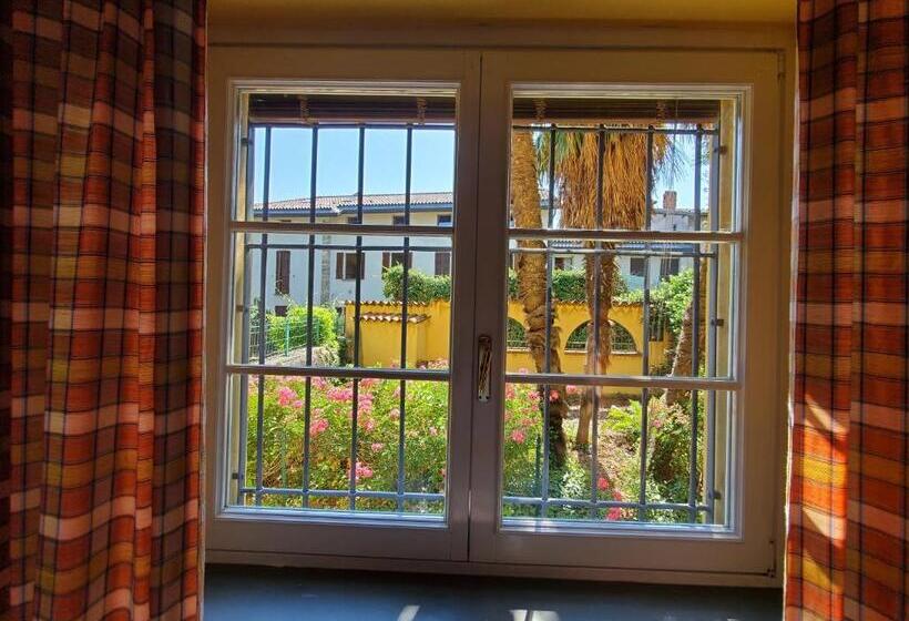 Номер Стандарт, Antica Locanda La Tinara Del Belvedere   Romantic Dreams