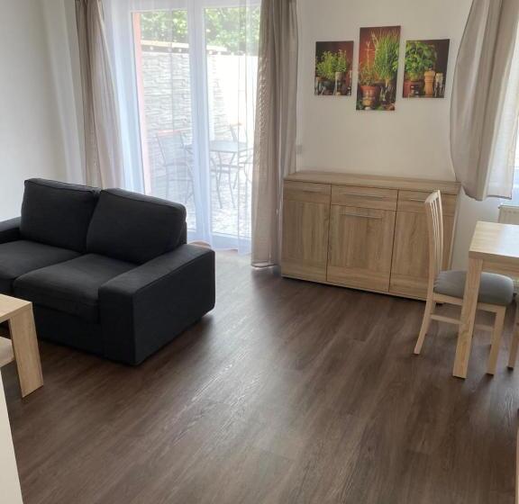 Апартаменты 1 Спальня, Apartmány Krupka
