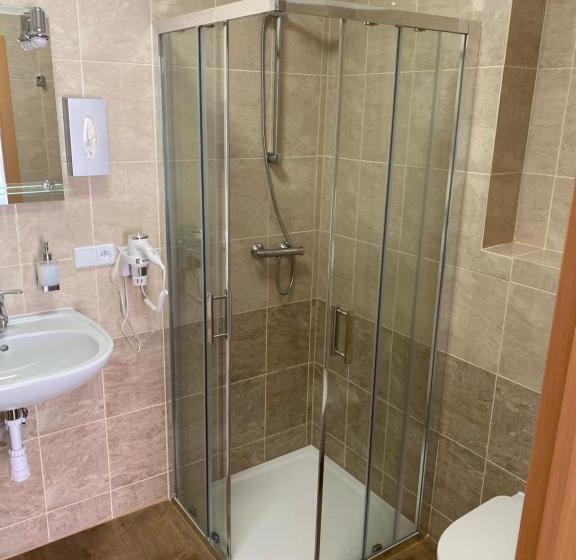 Apartamento 2 Dormitórios, Apartmány Krupka