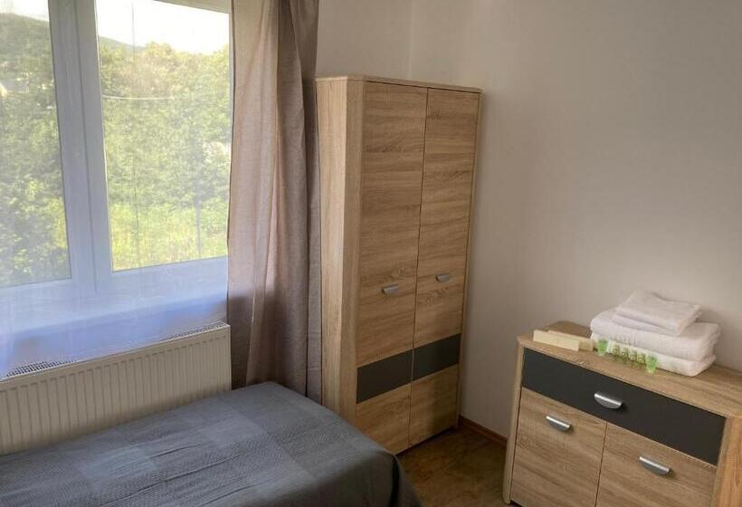 Апартаменты 2 Спальни, Apartmány Krupka