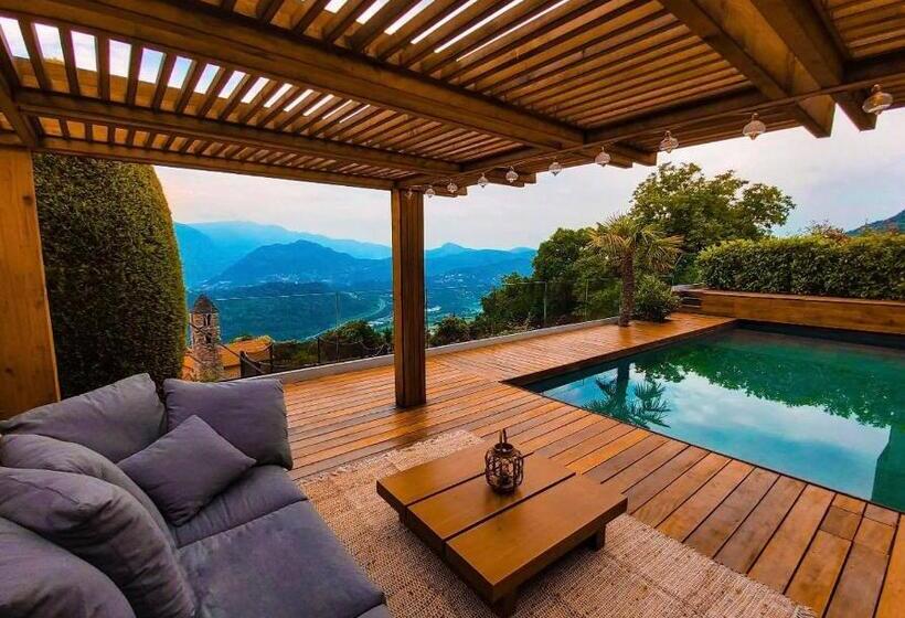 Deluxe Suite King Bed, Family Suite With Garden And Amaizing View To Lugano