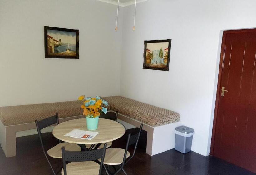 Quarto Estandar, Flight Inn