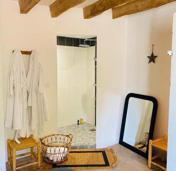 标准间, Gîte Verveine Bain Nordique Jacuzzi L écrin De Verdure Chinon