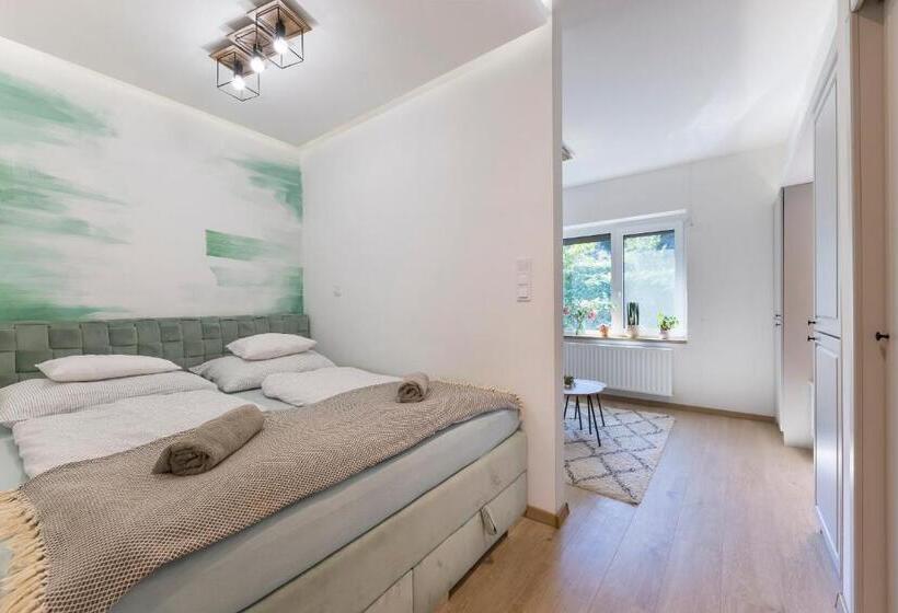 Семейный Номер, Nádas Center Home Badacsony