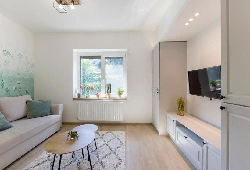 Семейный Номер, Nádas Center Home Badacsony