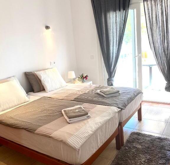 חדר סטנדרט עם מרפסת, Hostal Villa Senese