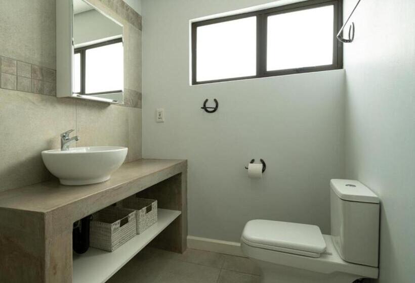 اتاق استاندارد, Equestre Bnb