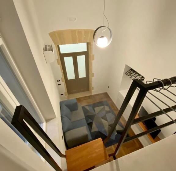 سوییت جونیور, Il Cortile Di Elen