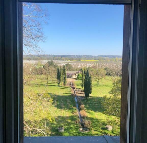 Люкс Вид на Реку, Château Destinée