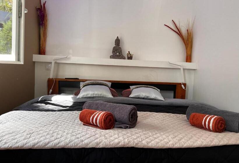Номер Deluxe, Mas La Farelle Chambre D Hote,fitness & Salle De Jeux Gratuite & Spa En Supplément