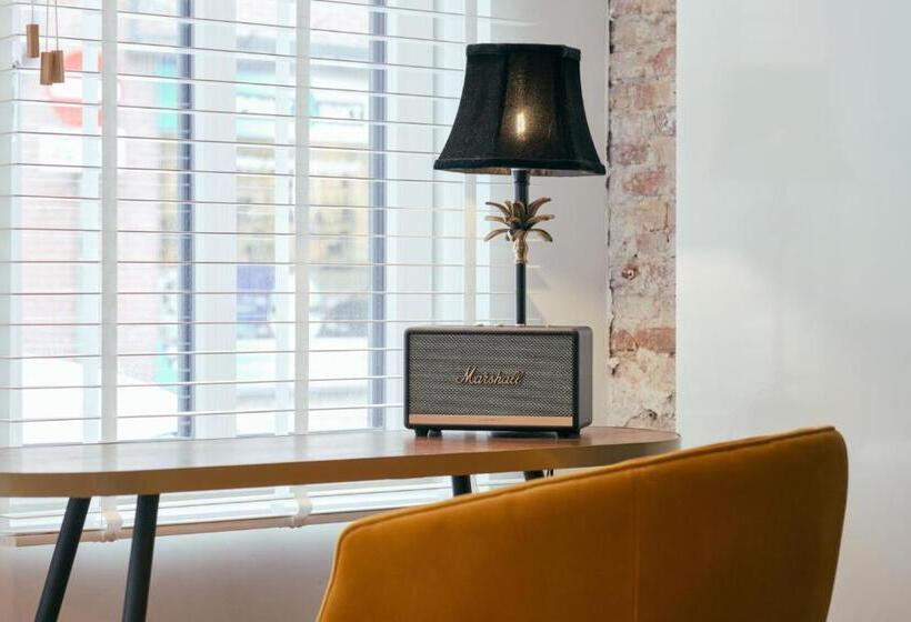 Апартаменты Deluxe 1 Спальня, Ritch Hotel Alkmaar