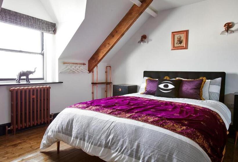 Quarto Estandar Cama King, Jet Black Jewel