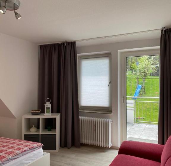 带1个卧室的带阳台的公寓, Ferienhof Kröger
