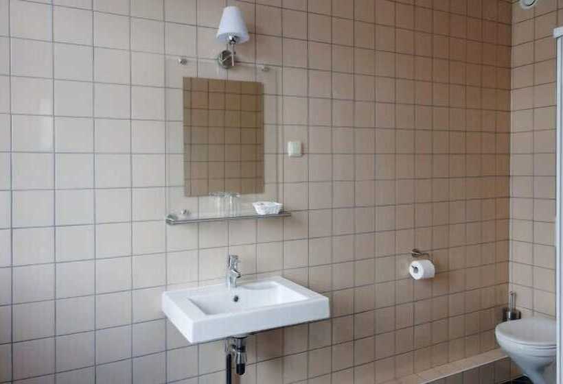 اتاق استاندارد یک نفره, De Sluiskop