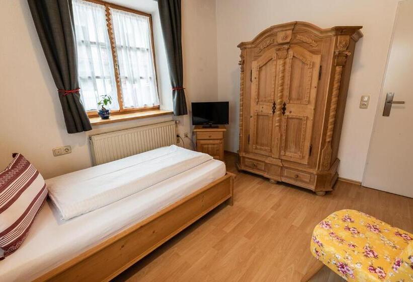 Номер Стандарт Индивидуальный, Ammergau Lodge
