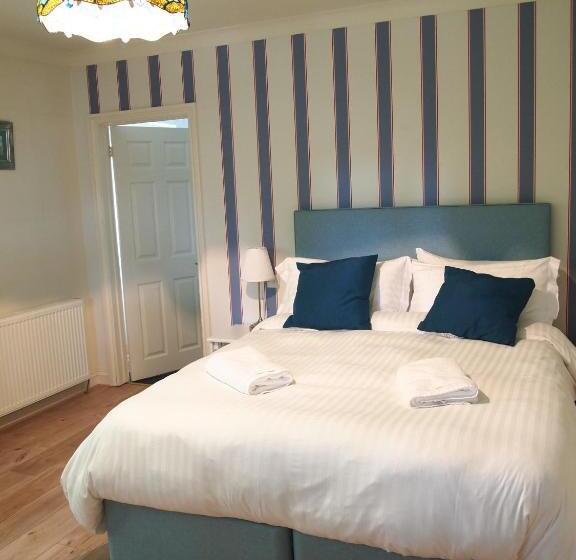 Номер Стандарт, Abbots Leigh B&b