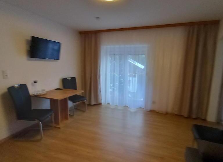Номер Deluxe, Pension Alpina