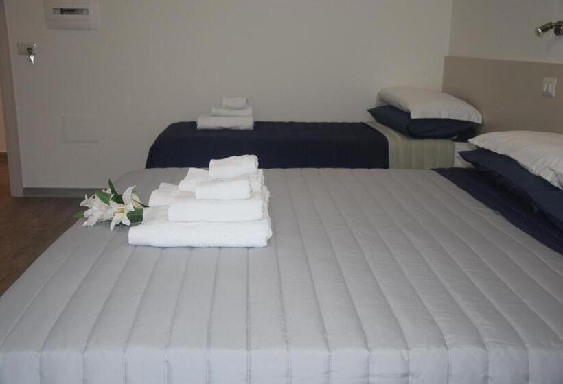 اتاق راحتی سه تخته, B&b Eden Ogliastra