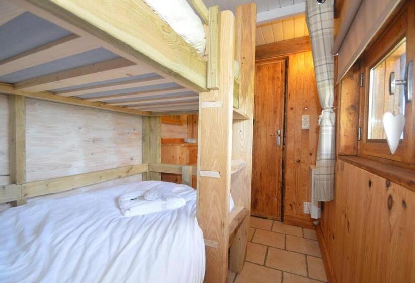 家庭套房, Le Petit Chalet Leard